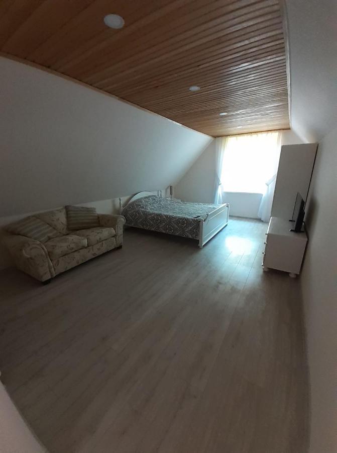 Vejo16 Hotel Biržai Екстериор снимка